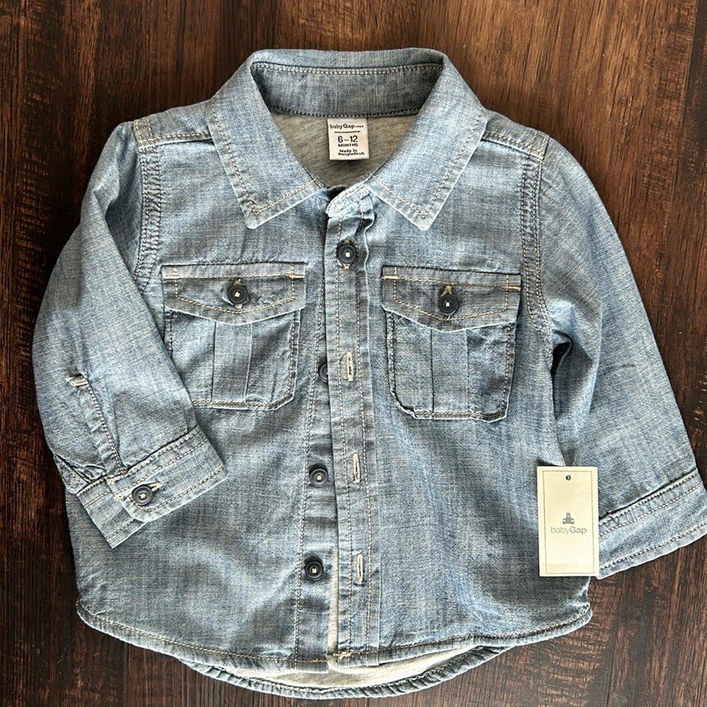 Baby Gap Boys Button Down chambray with lining  Shirt size 6-12 months